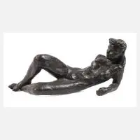 Doris Rücker, liegender weiblicher Akt, 1909, Bronze