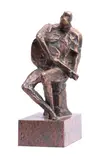 Jozef Kostka, Gitarista, Okolo 1970-75, Bronz, mramorový podstavec.