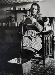 Bill Doyle, Shawlie Knitting, Photograph