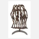 Emma de Sigaldi, vier stehende Figuren, Bronze