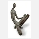 Gerd Dehof attr., hockender Mann, Bronze