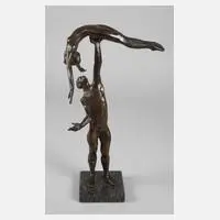 John Mills, Hebefigur, Bronze