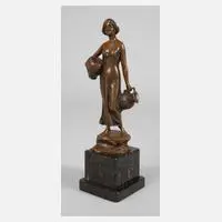 Philipp E. Hamburger, Wasserträgerin, Bronze
