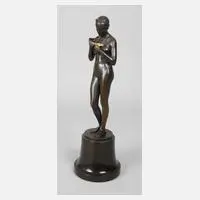 Joseph Moest, Mädchenakt mit Schmetterling, Bronze