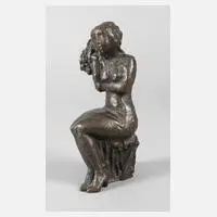 Nina Koch, Sitzende, Bronze