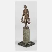 W. Lange, Wasserträgerin, Bronze