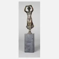 Pittaluga, Siegesgöttin mit Lorbeerkranz, Bronze