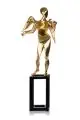 Salvador Dalí, Kubistischer Engel, 1983, Bronze, gegossen und vergoldet