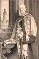 Max Franke, Bildnis Friedrich August III. von Sachsen. 1910er Jahre, Kohlestiftzeichnung auf Papier, vollflächig auf Pappe montiert