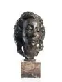 Fritz Maskos, Porträtkopf einer Dame. 2. Viertel 20. Jh, Bronze, gegossen, schwarzbraun patiniert und auf einen quaderförmigen Marmorsockel montiert