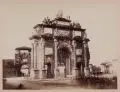 Fratelli Alinari S. p. A., Fratelli Alinari, Panorama von Florenz / Porta San Gallo, Um 1860, Albuminabzüge auf dünnem Papier, auf Untersatzkarton montiert, das Panorama als Queroval beschnitten