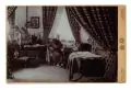 Louis Held, Franz Liszt in seinem Arbeitszimmer, 1884, Albuminabzug, getönt, auf Originalkarton
