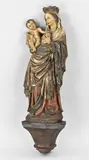 H 51 cm. by Oude & antiek gepolychromeerde Madonna op wandconsole, sold Apr 2026