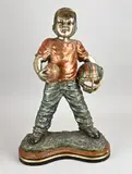 American footballer by Groot bronzen beeld van een American footballer, sold Apr 2026