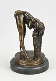 Erotisch by Erotisch bronzen figuur op marmeren basement, Erotisch bronzen figuur op marmeren basement, sold Jan 2024