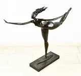 Zeer groot bronzen figuur, Naakte dame