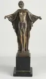 Halfnaakte dame by Gesigneerd bronzen figuur op zwart marmeren basement, Gesigneerd bronzen figuur op zwart marmeren basement, sold Jan 2022