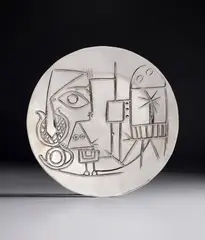 Pablo Picasso, Jacqueline au chevalet (Jacqueline at the Easel), 1956, Repoussé silver plate, contained in the original wooden presentation box with red velvet lining