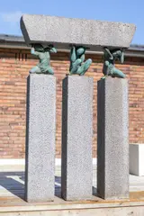 Rowan Gillespie, Solon's Law, 1996, Bronze