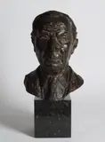 Arnold Haukeland, Rolf Stranger, 1980, Bronse på sokkel av larvikitt