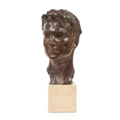 Victor Demanet, Buste de jeune homme, sculpture en bronze à patine brune, socle en marbre beige signé