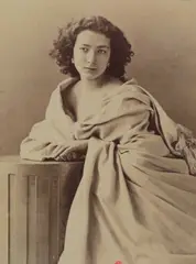Nadar, Sarah Bernhardt Drapée de Blanc, 1864, photograph depicts the young actress Sarah Bernhardt at the age of twenty
