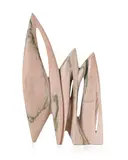 Pablo Atchugarry, Sans titre, 1995, sculpture en marbre rose du Portugal