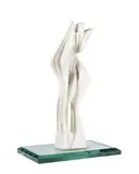 Pablo Atchugarry, Sans titre, 1995, sculpture en marbre de Carrare