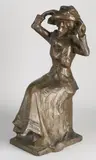 Gesigneerd antiek bronzen figuur, Dame met hoed