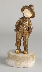 Meisje met boek by G. Bailly, Antiek Frans verguld bronzen figuur op marmeren basement, sold Jan 2021