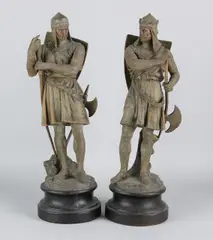 2x Antieke beelden, 1880