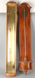 Twee grote oude kwikbarometers van hout, kwik., Twee grote oude kwikbarometers van hout