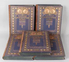 5 Boeken, Grande Geographie Bong, Vijf delen Grand Geographie Bong en co (antiquarisch, maison edition) sommige kaften iets beschadigd Cond:R/G