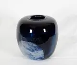 Benny Motzfeldt, Vase