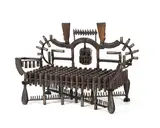 Goncalo Mbunda, banc, sculpture en technique mixte (armes de guerre décommissionnées)