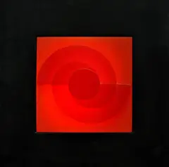 Milan Dobeš, Svetelný objekt, okolo 1980, epoxid, plasty, drevo