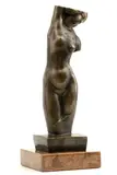 Ferdinand Gallasz, Ženské torzo, okolo 1940, bronz, mramorový podstavec