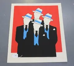 Veronica Charlesworth, Identical Faceless Figures, colour screenprint