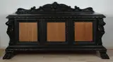 beelden zijkanten by Monumentale Neo-Renaissance 3-deurs dressoir ca, 1920, Notenfineer met bewerkt beukenhout, sold Jan 2013