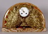 Marmeren klok, pauw, 1900, Zeldzame marmeren Jugendstil pendule met pauw om de wijzerplaat ca