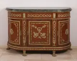 Gebogen commode, marmer en brons, Commode is 3-deurs, 1 lade en zwaar groen marmeren blad