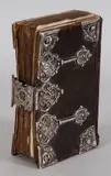 zilver beslag by Zeldzaam kerkelijk gezangboek barok Anno 1744 Duitsland, Met 12 barok gravures en, sold Apr 2011