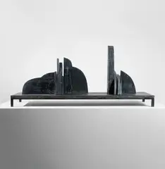Erin Shirreff, Catalogue, 16 parts, 2013, hydrostone, pigment, graphite and steel, in 17 parts