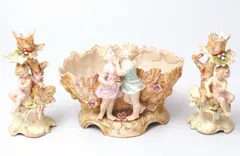 Porcelain Garniture, Three-piece set for a table
