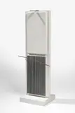 Jesús Rafael Soto, Sin título, de la serie Jai-Alai, 1969, Madera y metal. Ejemplar 107 de 300
