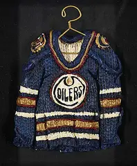 Patrick Amiot, Untitled - Edmonton Oilers Jersey, ceramic sculpture