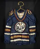 Patrick Amiot, Untitled - Edmonton Oilers Jersey, ceramic sculpture