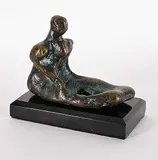 Jean-Guy Dallaire, Sitting Figure - Hand #1/12, 1994, bronze sculpture