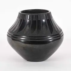 Maria Martinez, Untitled - Black Feather Vase, glazed ceramic