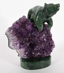 Lyle Sopel, Bear Climbing, nephrite jade and amethyst sculpture